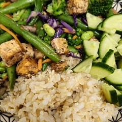 Used powdered peanut butter to reduce fat and added a couple extra veggies. Overall delicious, filling, yet light.