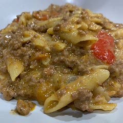 Went heavy on the seasonings, used chickpea pasta, and added bell peppers. It was easy and fast which is what I needed!