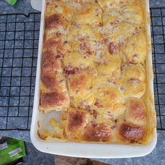 OK, I'm the world's worst   picky person  to say this but I did not like this.. at all but everyone  at our house  loved it