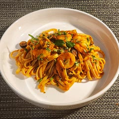 Added some shrimp as well
Delicious!