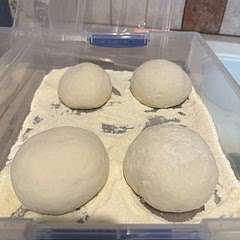 I tried a lot of pizza recipes and this is the only recipe that I managed to make well. I also made your focaccia recipe and it turned out perfect. Your recipes are the best