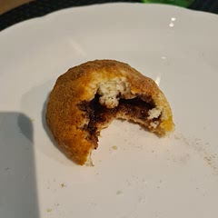 Coated these ones with cinnamon. Simple and delicious!!
