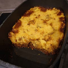 Sehr lecker!! Wird öfter gekocht. Habe noch etwas Cayenne Pfeffer hinzugefügt und Muskat ins Püree getan. Recht aufwendig zuzubereiten, aber super für Gäste und Meal Prep.