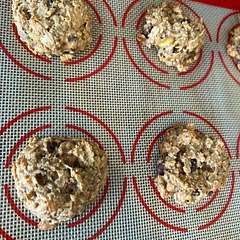 Toddler approved, yum! Added walnuts instead of pecans