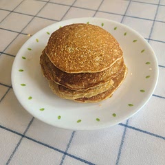 One of the best pancakes I ever had!! You don't add sugar but the banana made it really sweet :)