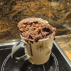 Yeah I umm let it rise a bit much (this was at 1:45 on 800w) but overall very good, 4/5 since there's nothing special