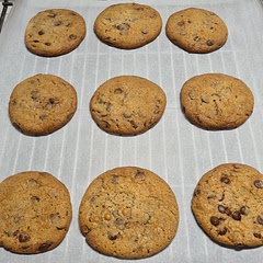 I used 100g white sugar and 50g brown sugar and it came out beautiful!