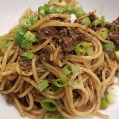 This recipe is simple to make and delicious!  I substituted spaghetti for linguine because it's what I had on hand.   The sauce and ground beef clung to the noodles and was very tasty.