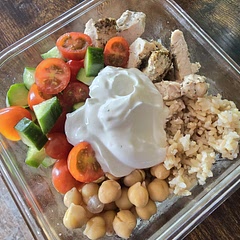 This is so tasty. The spices and lemon in the yogurt was such a great blend. Also, I substituted the cauliflower rice for brown rice instead since I forgot to buy it. 