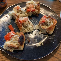Silly hubby used all of the marinara sauce on a pasta recipe last week. We had a tomato in the fridge so we threw that on top instead. Seriously filling- this could be split between 4 people.
