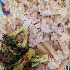 I air fried my broccoli with a little oil and Parmasan.
I also removed the garlic as I can't have allum so I used a white lasagna sauce and added grated Parmasan. Tasted amazing. 