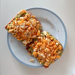 It's a great breakfast idea, but I really don't like avocado and it was too much for me
