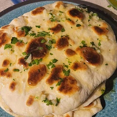 Very easy and super delicious. The garlic butter was very good.