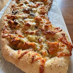 Great recipe, the pizza came out amazing. I used a pizza stone in a regular oven. 