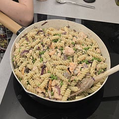 nice and light needs quite a lot of salt and pepper to give it flavour but was nice 