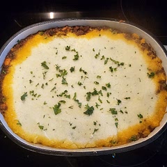 Was good. Omitted the corn. Used instant garlic mashed potatoes.