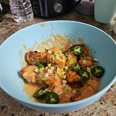 Very delicious and slightly spicy, nothing I couldn't handle though. Had a lot of flavor and was a nice lunch.