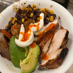 So good!! The chicken breast’s I had were super huge so it took awhile to cook all the way through, but other than that setback it’s a super quick and easy meal and my family and I loved it!