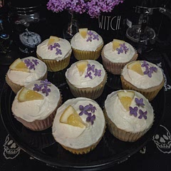 Delicious but made way too much frosting! Will cut the frosting recipe in half next time.