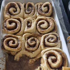 The rolls on the outer sides of the tray was cooked but the ones in the middle needed more time. Some of the filling made of the bottom soggy. I will do this recipe again. Maybe I did not follow the instruction to the t