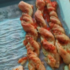 Really easy to make, I used cheddar, dough was like pizza, soft, all 8 of us enjoyed them! It made 18