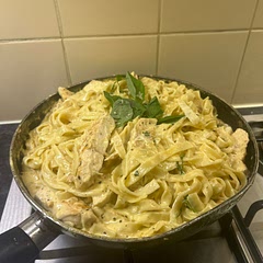 I made 6 servings and it tastes absolutely amazing and doesnt even take much time, would recommend 100%.