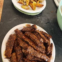I think this turned out absolutely wonderful. The steak was seasoned perfectly! 