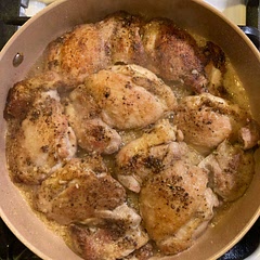 I think I was expecting “fried chicken” crispy……but it’s delicious just the same! 😋. The only adjustment I’d make to the recipe is MORE GARLIC!!!