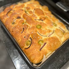 Amazing recipe! So easy to make and very tasty. Will definitely be adding more topping next time.