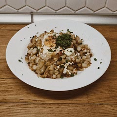My partner and I made two servings. Preparation was still relatively quick, but with everything, I'd say 1 hour before you can eat it.