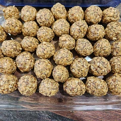 I didn't have the pepitas, hemp seeds or chocolate chips, but I added a half cup of chia seeds and a half cup of flaxseeds and these came out amazing!