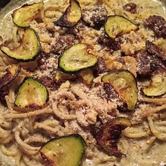 Delicious 😋 Added vegan basil pesto, vegan cream cheese and cashew yogurt in place of the soaked cashews. Sprinkled with Nuche instead of Brazil nuts. Added walnuts and vegan lentil sausage. 