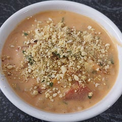 Excuse me, this soup is unreasonably good. Criminally good. I'm being arrested as I type this.