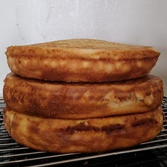 Took 2.25 times recipe ro get a 10cm high cake using 22cm tins