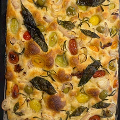 2nd time making this focaccia recipe. Family & in-laws love this!!! Don’t make bread much so this is best! So easy to follow!