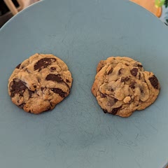 These are delicious! I did a mix of dark and semi sweet chocolate chips and added some extra chopped chocolate in there. So good!