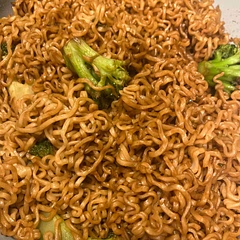 This was such a delicious and easy meal to make! I will note that it could either use less soy sauce or more veggies to help soak up the salt, but otherwise it was delicious! It was the perfect amount of spicy, too!