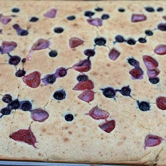 So easy and makes a big batch! No more standing over the griddle waiting on individual pancakes and who says they have to be round? Will make again!