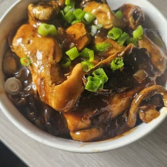 Added some mushrooms and far less honey than what's recommended (one spoonful for 3 chicken breasts). I'll make it again adding pineapple and water chestnuts and less soy sauce 