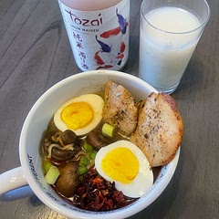 I added “Lao Gan Ma Spicy Chili Crisp Sauce” to make it spicy 😋 very good