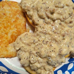 It was overly thick.   I had to add 2+cups of milk.   
To do a smaller batch I would do 2 tbsp of flour to 2cups milk.  
I also added a few sprits of Worcestershire sauce.  


