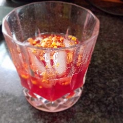 Made with Campari, bourbon and golden sprinkles 😁