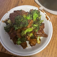 This was a really good recipe I totally recommend, it was super easy to make. The only thing I changed was I put a tablespoon of ginger rather than a teaspoon and it was super yummy. 