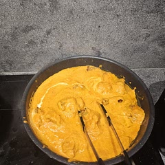 Made a sauce in thermomix.
Added extra carrot (grated) for my fussy children 😉
One of favourites in our house.
