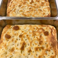 It's almost 1:00 am here in Saudi Arabia and here I am baking focaccia 😅 it’s the best i ever made, perfect bread every time ! thank you