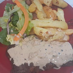 only followed the steak and sauce part of the recipe but it's amazing 🤤 I cooked for a bit longer than the recipe says (maybe six or seven minutes)