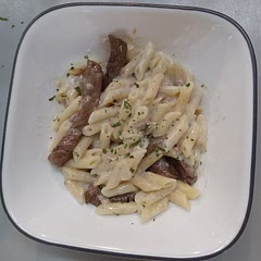 I don't like zucchini but made it with some creamy noodles and it was amazing