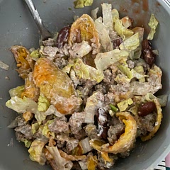 I added kidney beans to mixture. After finished cooking I added lettuce, sour cream, green onion and Catalina dressing. So very good. 