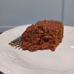 Ok, I almost gave this a thumbs down, but let it cool off and definitely put frosting on it.