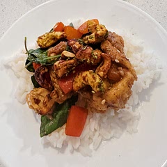 Best Thai chicken ever!! Absolutely delicious! Husband had 3 servings lol
I substituted 1-2 tablespoons of chili paste with chili flakes, as I prefer a milder flavor. Feel free to use the original amount if you like a little more heat!